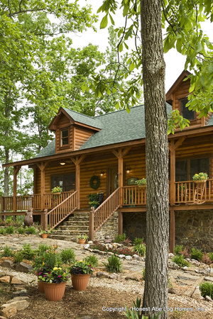 Exterior, vertical, front elevation, Alderson residence, Clinton, Arkansas, Honest Abe Log Homes