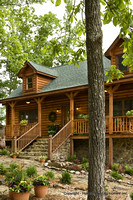 Exterior, vertical, front elevation detail, Alderson residence, Clinton, Arkansas, Honest Abe Log Homes